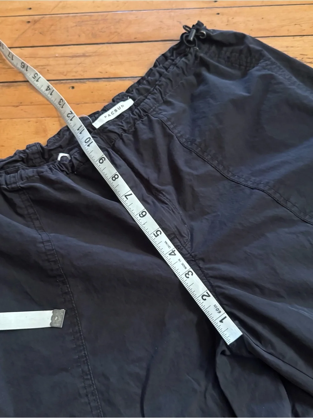 PacSun Black Parachute-Style Pants black open sides with tie size medium - Picture 7 of 8